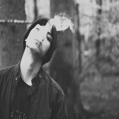 Zuozi的头像-Zuozi